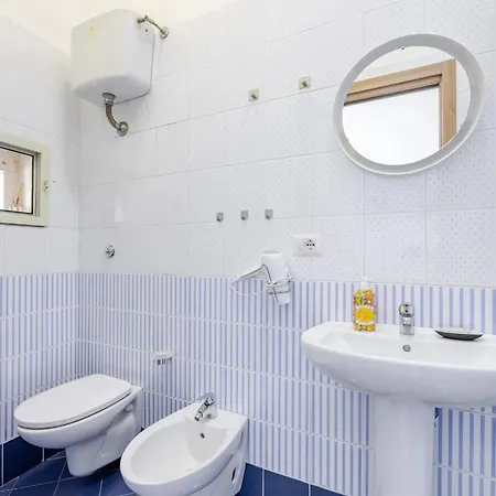 Il Chiostro Di Santa Chiara * Nápoles